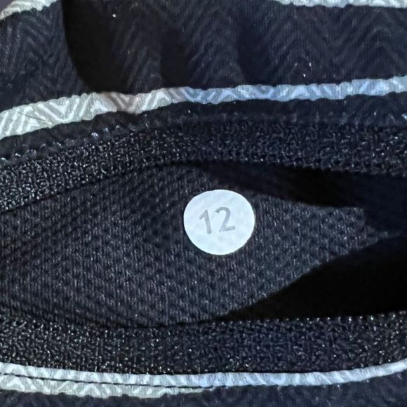 Lululemon Speed Wunder Tight Marbled Mix Speed White Black Sz 12 - Picture 3 of 4
